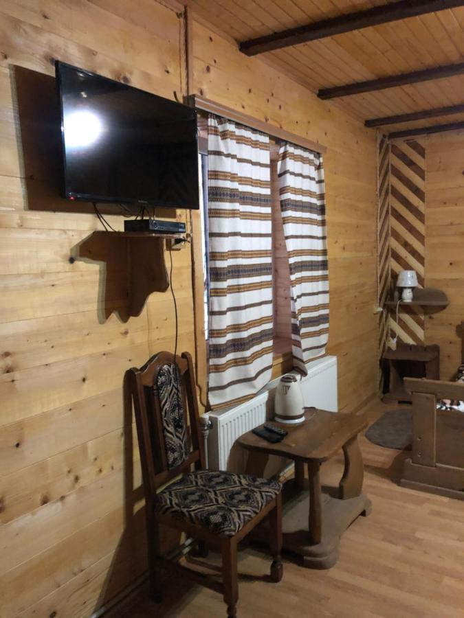 Hostal Kabanova Gora Bukovel Exterior foto