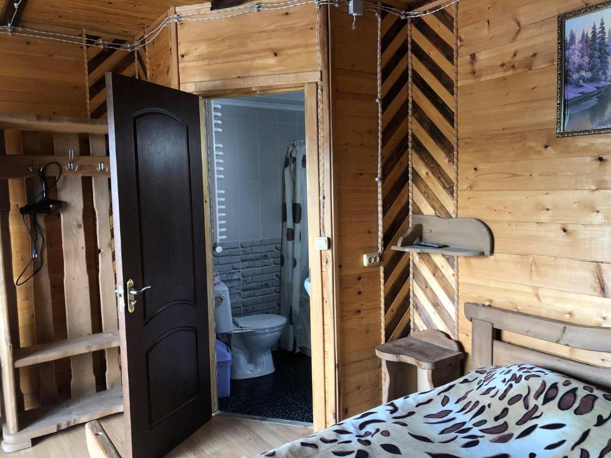 Hostal Kabanova Gora Bukovel Exterior foto