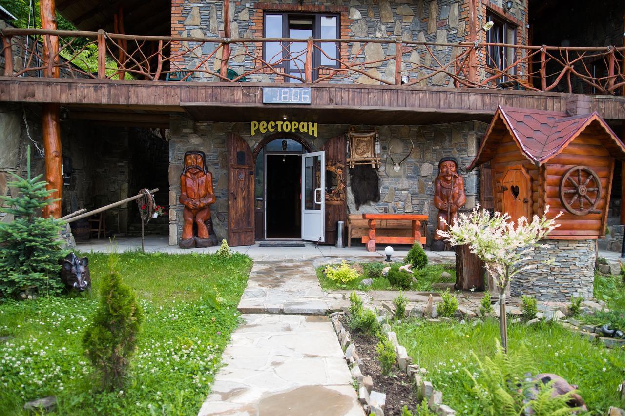Hostal Kabanova Gora Bukovel Exterior foto