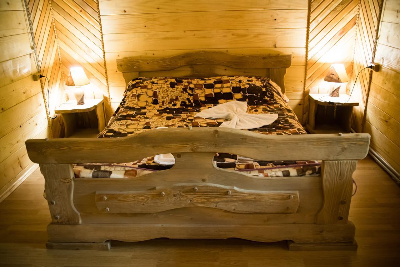 Hostal Kabanova Gora Bukovel Exterior foto