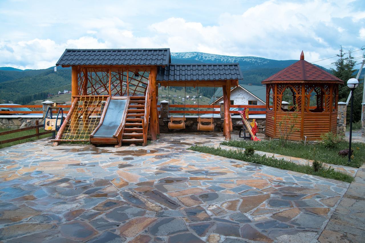 Hostal Kabanova Gora Bukovel Exterior foto