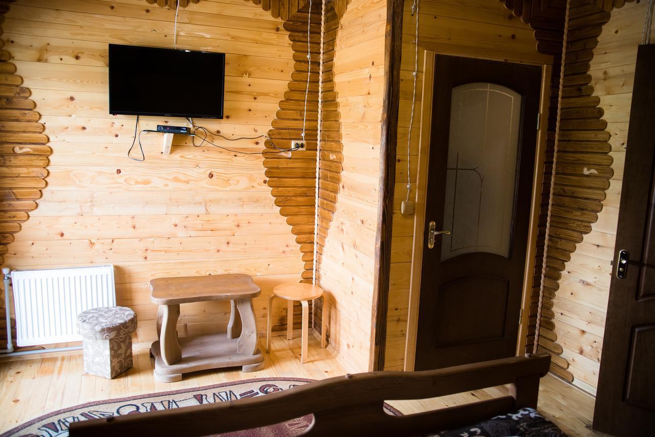 Hostal Kabanova Gora Bukovel Exterior foto