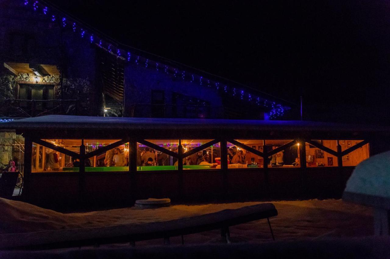 Hostal Kabanova Gora Bukovel Exterior foto